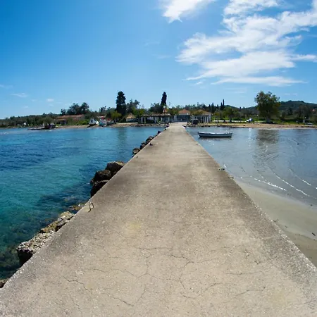 Διαμέρισμα Marabu Seaview *